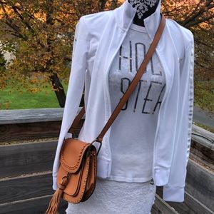 Great cross body purse for fall